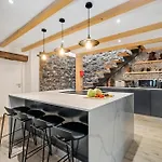 Vila Pomar, By Op